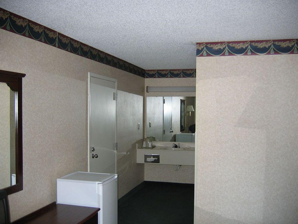 America'S Best Value Inn & Suites Sheridan Екстериор снимка