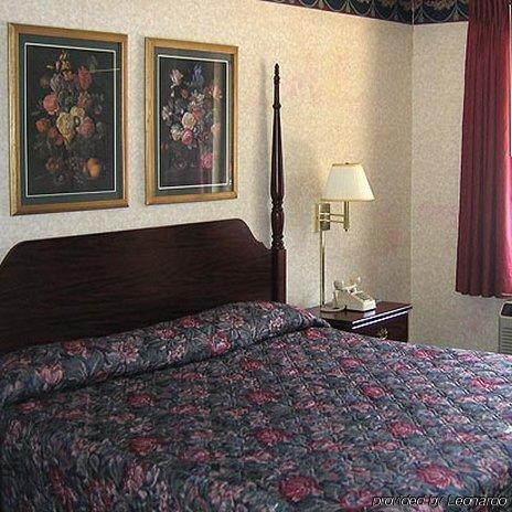 America'S Best Value Inn & Suites Sheridan Стая снимка