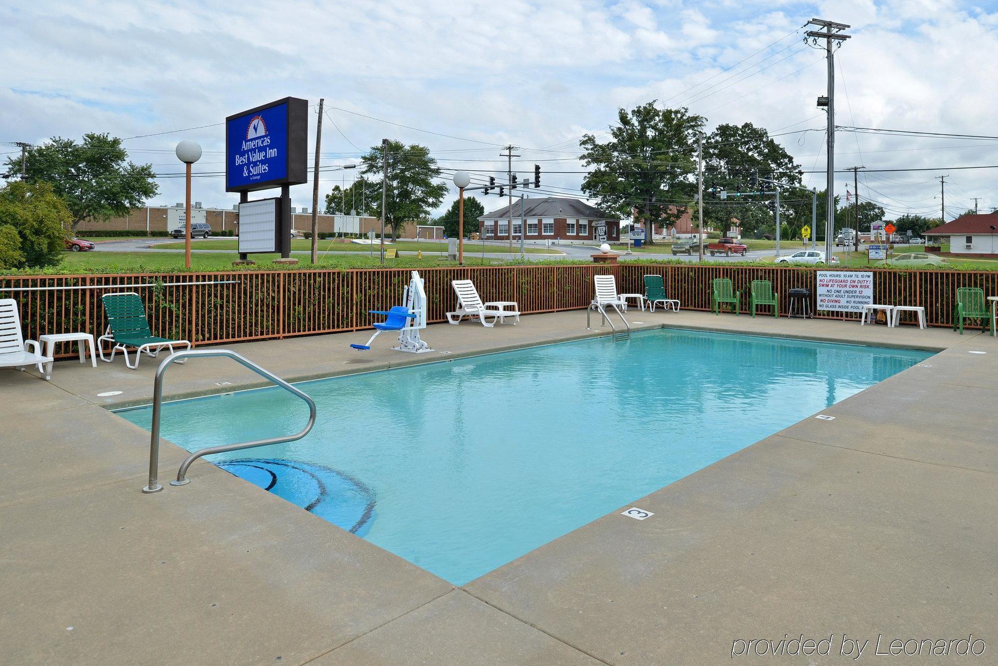 America'S Best Value Inn & Suites Sheridan Екстериор снимка