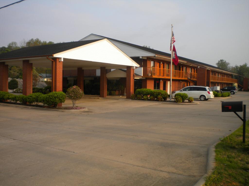 America'S Best Value Inn & Suites Sheridan Екстериор снимка