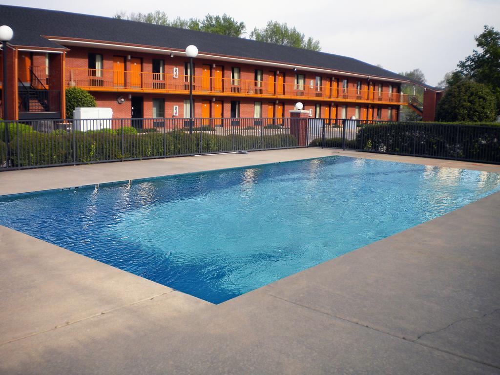 America'S Best Value Inn & Suites Sheridan Екстериор снимка